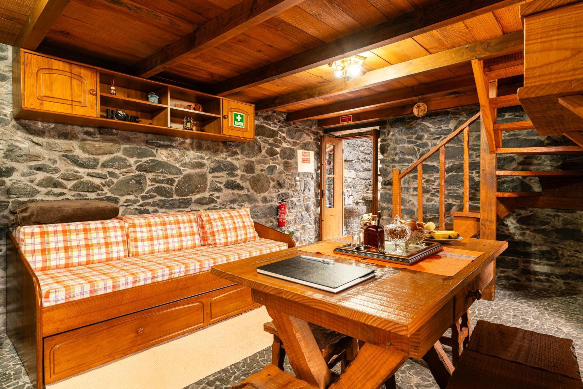 King'S House - Centennial House Ribeira do Raposo Εξωτερικό φωτογραφία